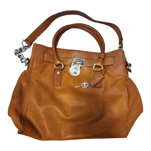 Michael Kors Handbags - Michael Kors Large Hamilton Saffiano Tote